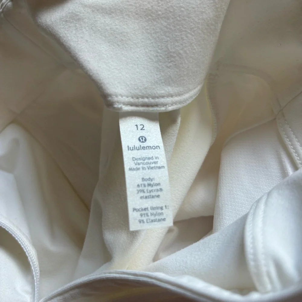 Lululemon 1/2 zip jacket cream size 12